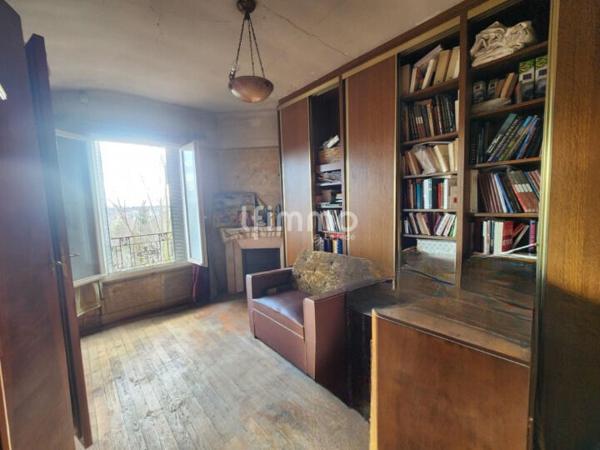 Maison en meulière à rénover - rue Albert Darmont