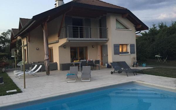 Maison à vendre    6 pièces • 246 m2 Messery