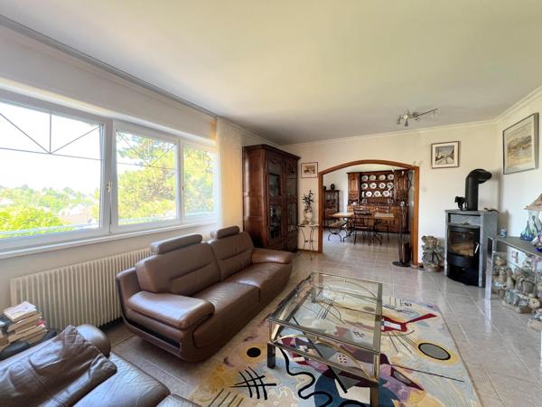 ALTKIRCH – Sur les hauteurs | Maison familiale – Vue Vosges – 3 garages