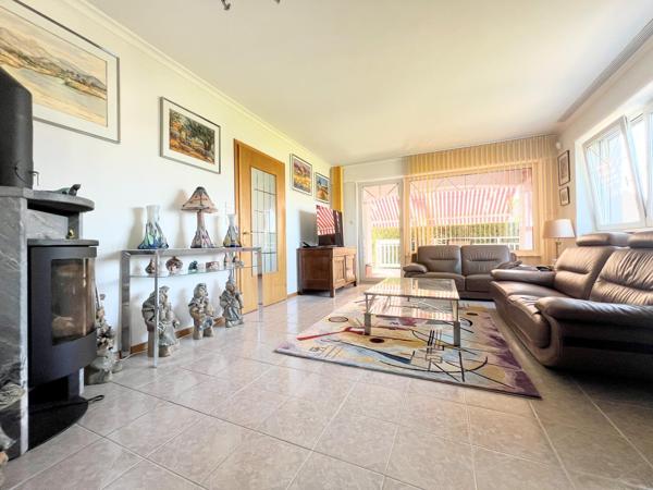 ALTKIRCH – Sur les hauteurs | Maison familiale – Vue Vosges – 3 garages