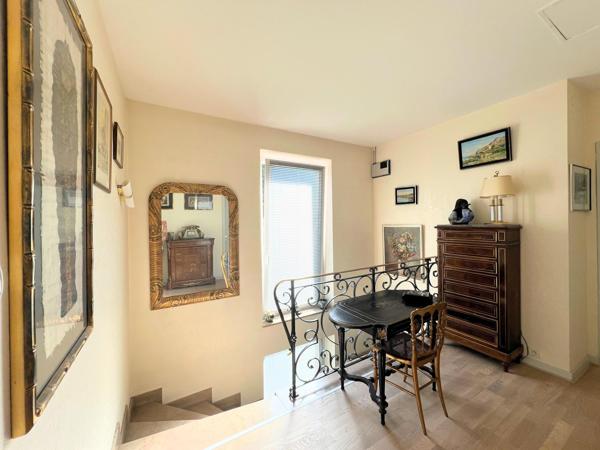 ALTKIRCH – Sur les hauteurs | Maison familiale – Vue Vosges – 3 garages