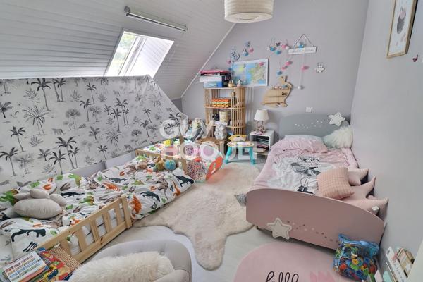 MAISON À VENDRE DE 5 PIÈCES DE 194,00 M²