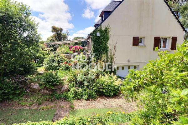 MAISON À VENDRE DE 5 PIÈCES DE 194,00 M²