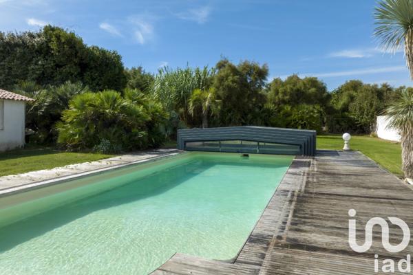 Maison 5 pièces de 168 m² à Sainte-Marie-de-Ré (17740)