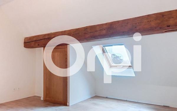 Appartement à louer    3 pièces •  Chalon-sur-Saône