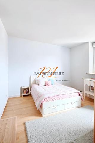 Maison familiale avec dépendances