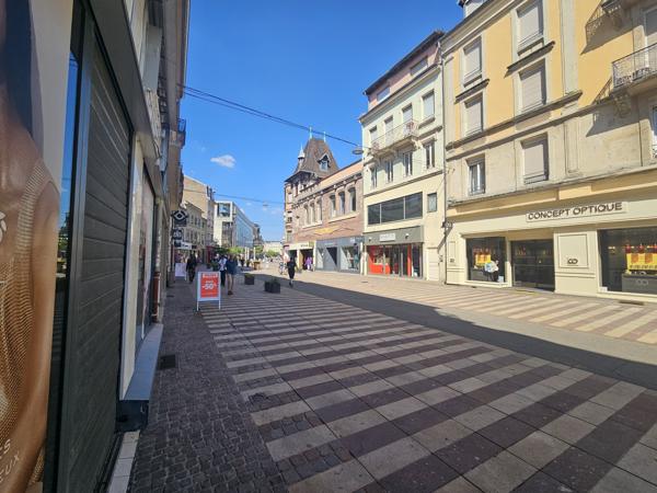 Local commercial 140 m² en hyper centre de Belfort
