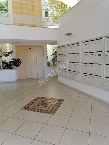 Appartement T1 de 28 m² à vendre à La Ciotat avec terrasse et jardin au calme