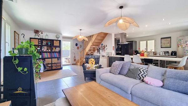 ARNAS – MAISON RÉCENTE 131 M² – 5 CHAMBRES – SUITE PARENTALE – CLIMATISATION REVERSIBLE