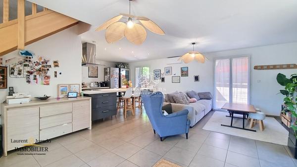 ARNAS – MAISON RÉCENTE 131 M² – 5 CHAMBRES – SUITE PARENTALE – CLIMATISATION REVERSIBLE