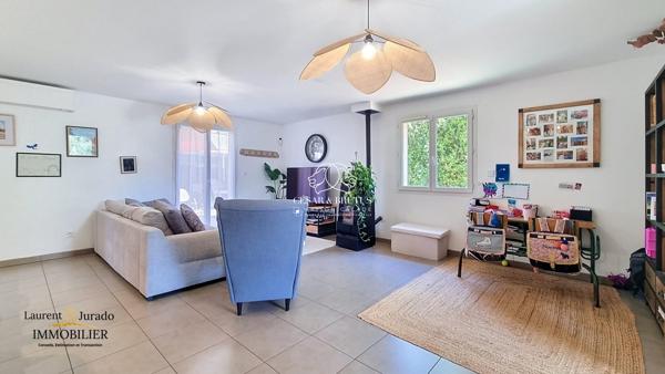 ARNAS – MAISON RÉCENTE 131 M² – 5 CHAMBRES – SUITE PARENTALE – CLIMATISATION REVERSIBLE