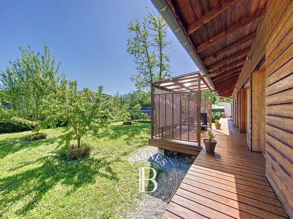 Veigy-Foncenex, Maison 6 Chambres -  238 m² à vendre