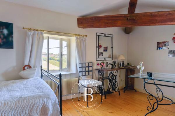 Cogny, Maison  320 m² à vendre