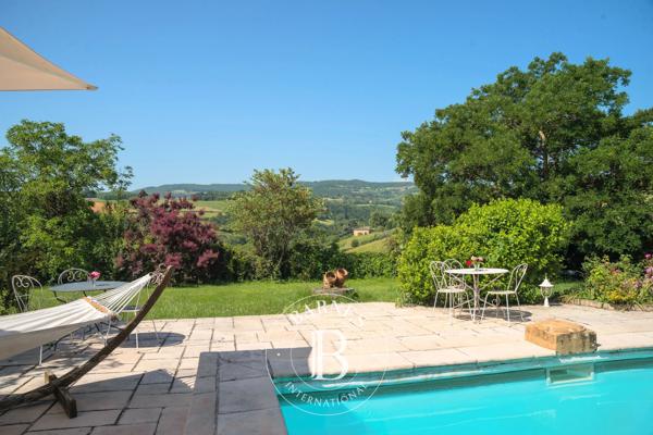Cogny, Maison  320 m² à vendre