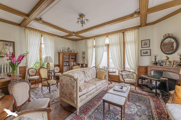 Maison à vendre |  Cinq-Mars-la-Pile |  7 pièces | 218 m²