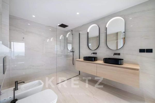 ROQUEBRUNE-CAP-MARTIN – PENTHOUSE  AVEC VUE MER PANORAMIQUE