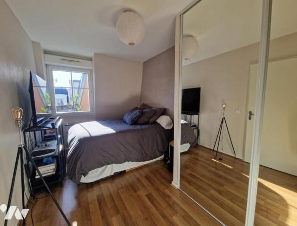 APPARTEMENT T4 DERNIER ETAGE BALCON 