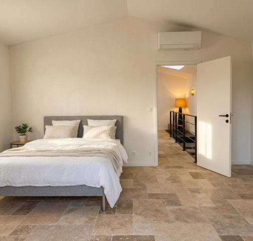 Maison neuve de 190 m² qui mélange le style urbain et une touche de Bali