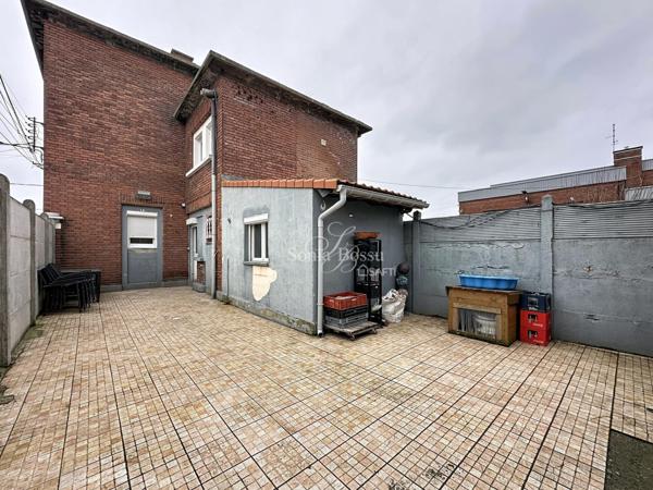 NOUVEAUTÉ SAFTI MAISON 3 CHAMBRES + BUREAU + STATIONNEMENT PRIVATIF + GRANDE COUR