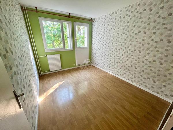 appartement 4 pièces 82m² verneuil sur seine €199 900 ** - Référence 996