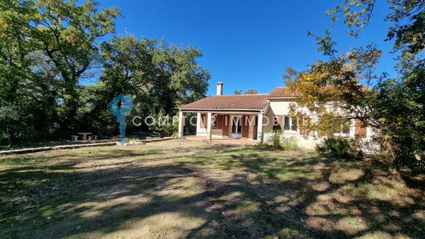 Villa
                                                                                                                                                                                                                                                                                                                        4 pièce(s)                                                                                                                                                                                                          3 chambre(s)                                                                                                                                                                                                          102  m²