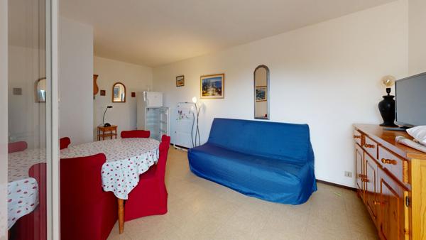 Appartement T2 Saint-Pierre-la-Mer - Balcon vue dégagée & Parking.