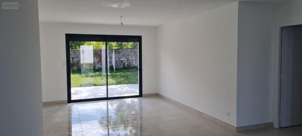 Maison individuelle à vendre à Chaniers en Charente-Maritime (17610), ref : Ref 02062