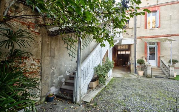 Appartement à vendre    5 pièces •  Toulouse