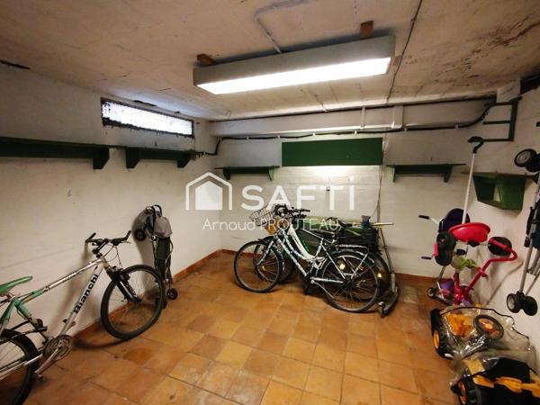 Grand 2 Pièces + petite copropriété