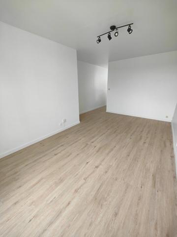 Appartement à louer    1 pièce • 34,75 m2 Arpajon