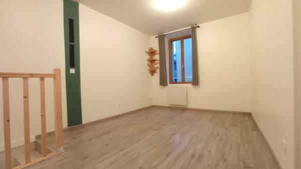 Maison de rue rénovée