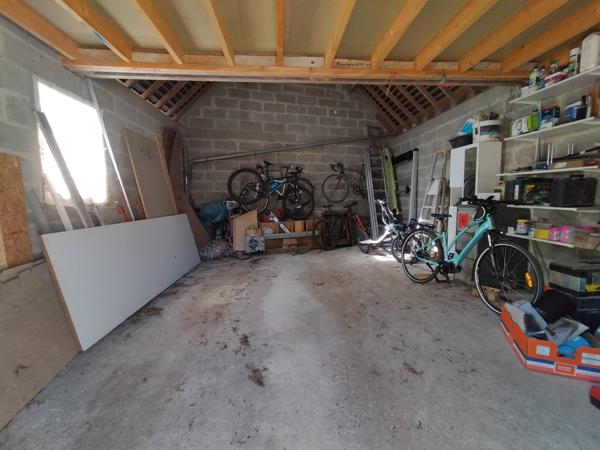 À vendre - Maison, 7 pièces située à Lhomme (72340)