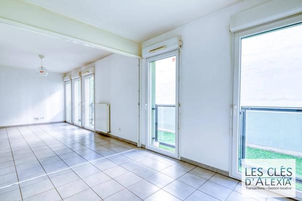 T3 ÉVOLUTIF EN T4 – 74,10 M² – LUMINEUX ET SANS VIS-À-VIS – LYON 8E