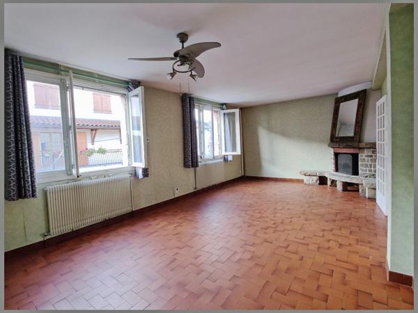 Immeuble à vendre CEYRAT (63)