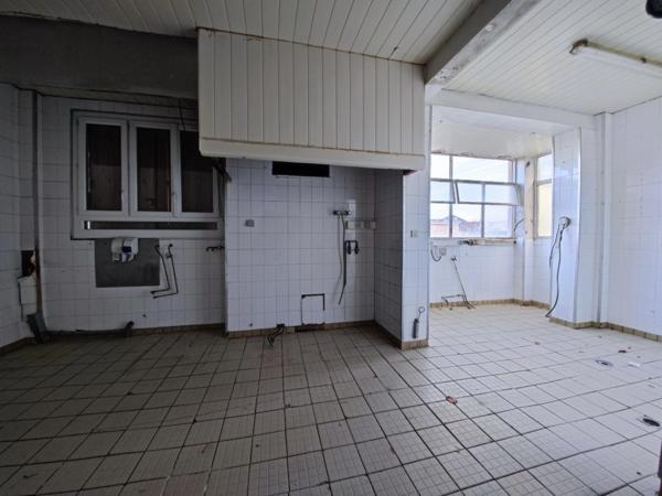 Immeuble à vendre CEYRAT (63)