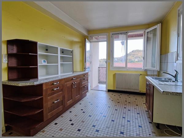 Immeuble à vendre CEYRAT (63)