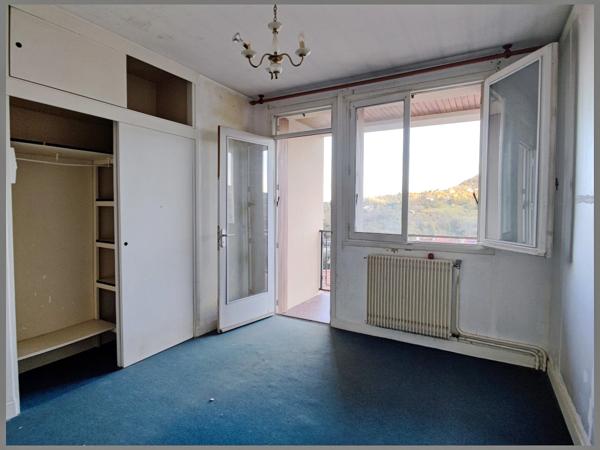 Immeuble à vendre CEYRAT (63)