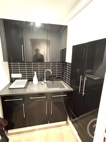 à vendre  60,70 m2 PARIS - 75004