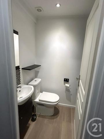 à vendre  60,70 m2 PARIS - 75004