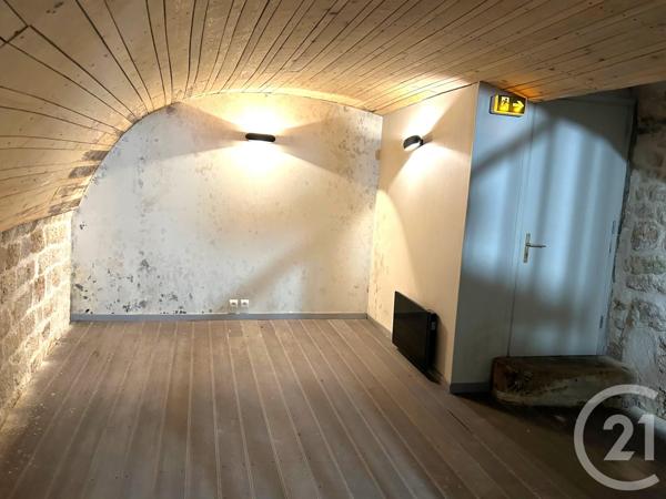 à vendre  60,70 m2 PARIS - 75004