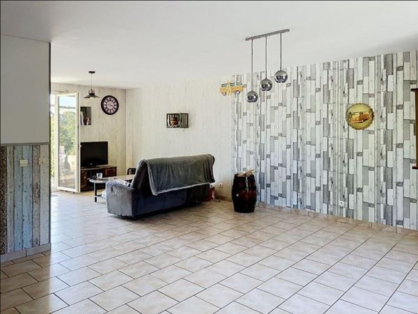 Maison à vendre 197 500 € Niort 6 p 99 m² DPE D
