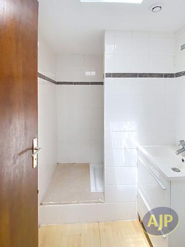 Appartement à vendre Lesparre Medoc - 2 pièces, 43m² avec 1 chambre(s) à 49 500€ - AJP Lesparre Immobilier
