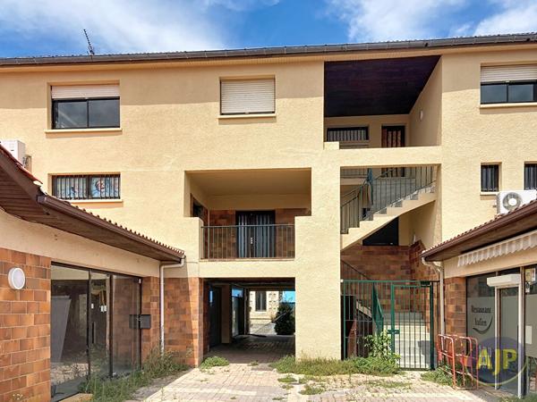 Appartement à vendre Lesparre Medoc - 2 pièces, 43m² avec 1 chambre(s) à 49 500€ - AJP Lesparre Immobilier
