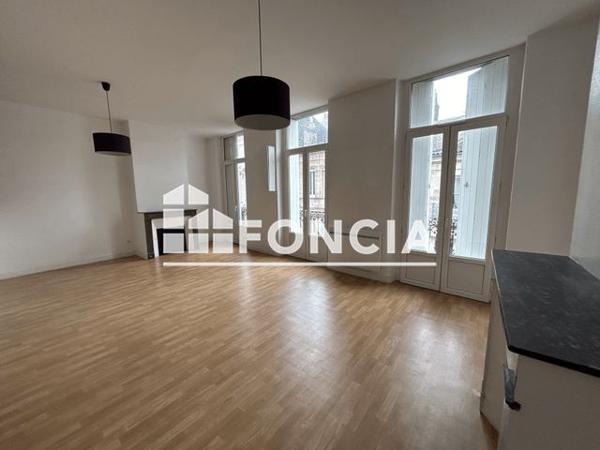 Location Appartement 3 pièces 67.99 m² - 33 RUE DU TEMPS PASSE Bordeaux 33000