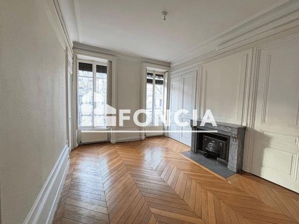 Location Appartement 3 pièces 89.75 m² - 15 AVENUE DE SAXE Lyon 69006