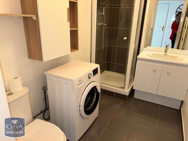 Appartement à louer 1 pièce 30.07m²