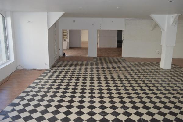 04 Manosque Murs commerciaux à vendre / 350 m2 Centre ville