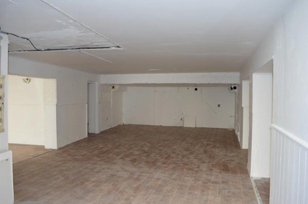 04 Manosque Murs commerciaux à vendre / 350 m2 Centre ville