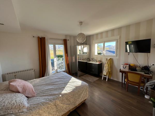 Chabeuil (26120) Grande maison à Chabeuil