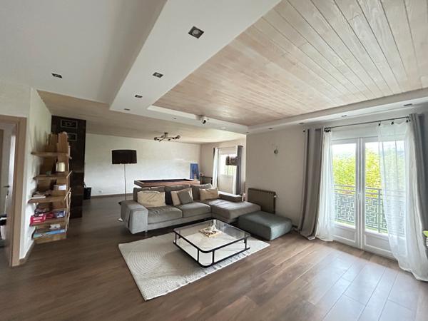 Chabeuil (26120) Grande maison à Chabeuil